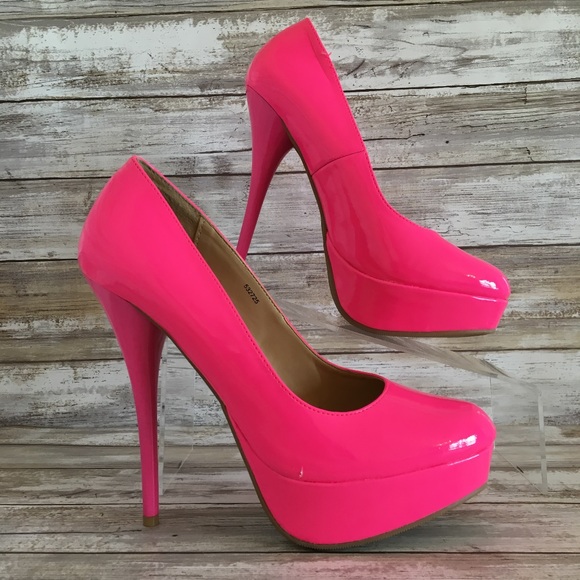 pink platform pumps